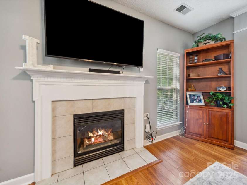 130 Nims Spring Drive, Fort Mill, SC 29715.  MLS# CAR4272422, YatesRealty ID 33730. Den/Family Room