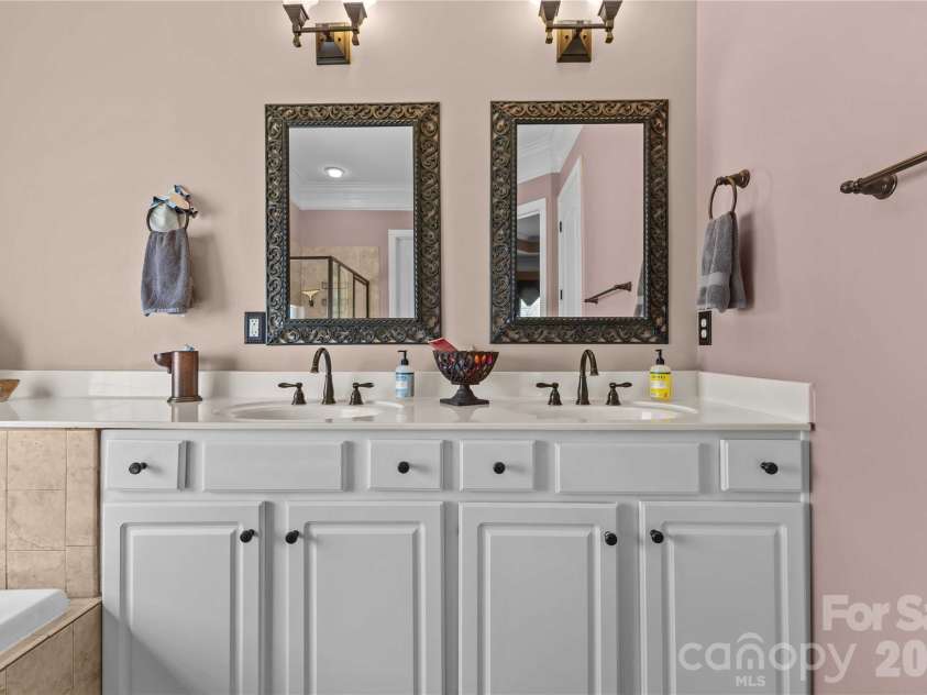 3560 Valiant Avenue, Concord, NC 28027.  MLS# CAR4397754, YatesRealty ID 33733. 