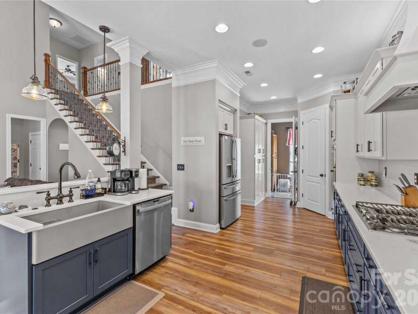 3560 Valiant Avenue, Concord, NC 28027.  MLS# CAR4397754, YatesRealty ID 33733. What a farmhouse sink!