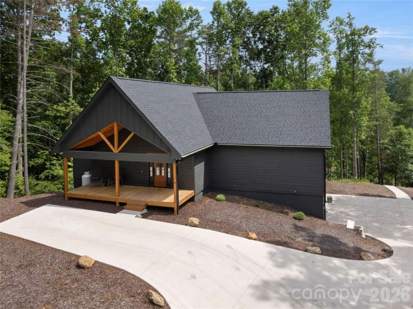 23 Anchor Drive, Nebo, NC 28761.  MLS# CAR4391693, YatesRealty ID 33734. 