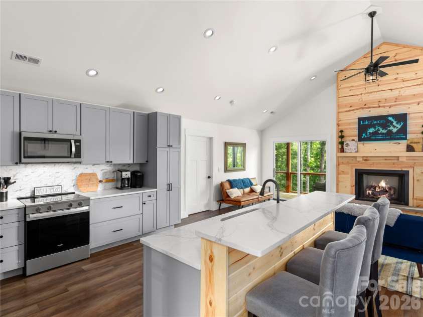 23 Anchor Drive, Nebo, NC 28761.  MLS# CAR4391693, YatesRealty ID 33734. 