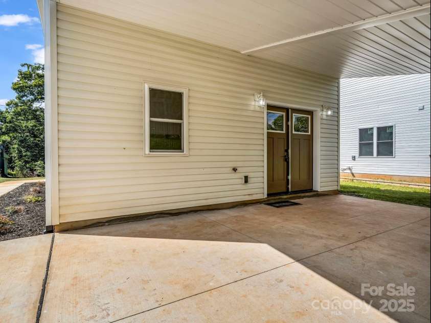 166 Illinois Street, Spindale, NC 28160.  MLS# CAR4291060, YatesRealty ID 33736. 