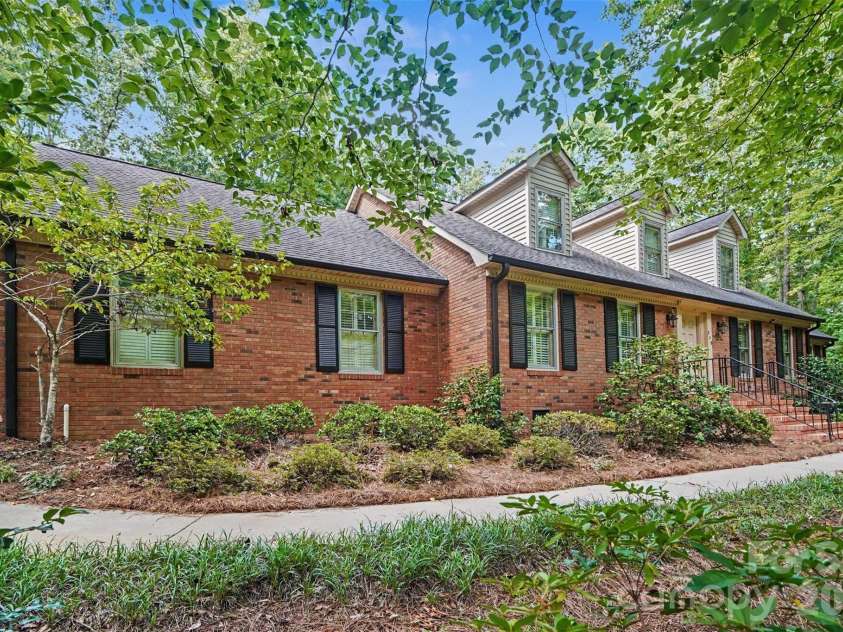 215 Chedworth Court, Concord, NC 28025.  MLS# CAR4396675, YatesRealty ID 33737. 