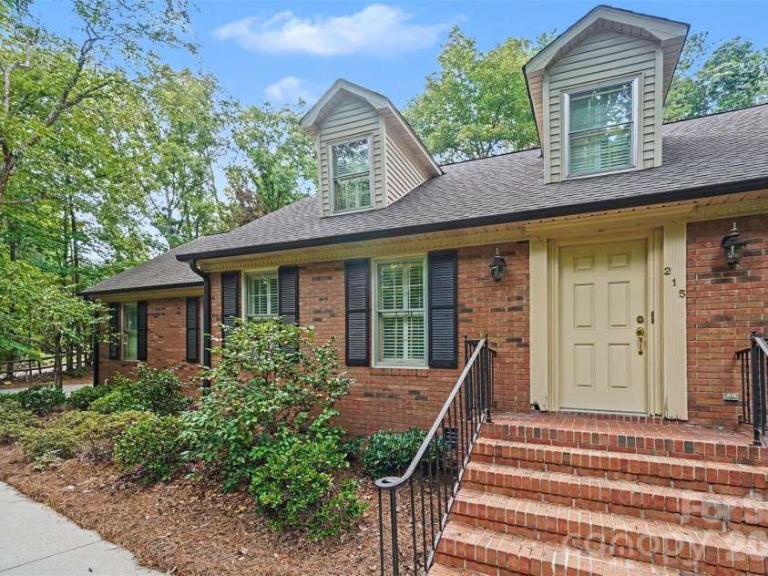 215 Chedworth Court, Concord, NC 28025.  MLS# CAR4396675, YatesRealty ID 33737. 