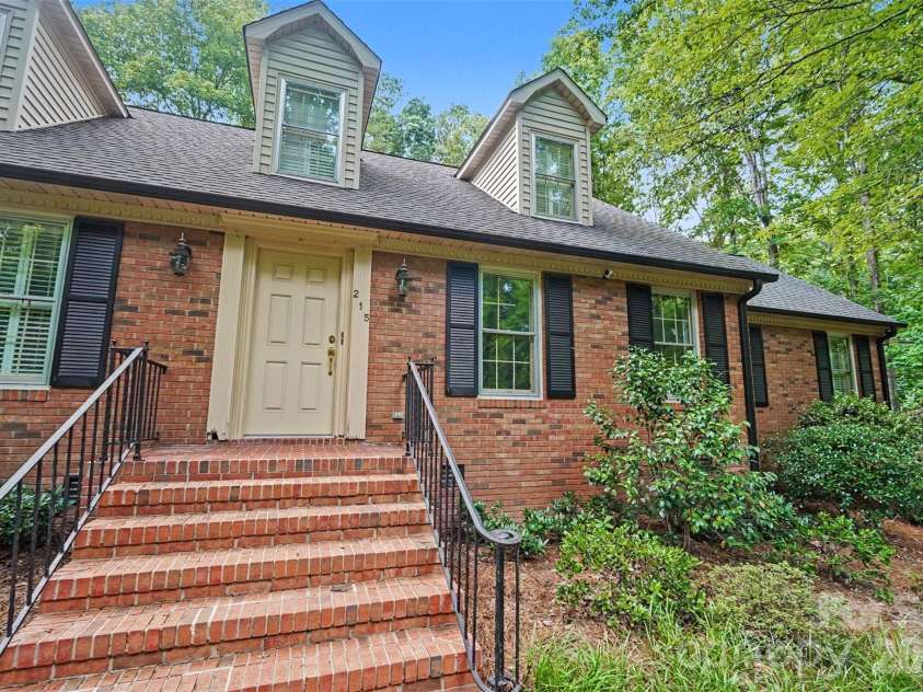 215 Chedworth Court, Concord, NC 28025.  MLS# CAR4396675, YatesRealty ID 33737. 