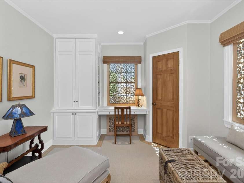 1035 Queens Road, Charlotte, NC 28207.  MLS# CAR4389224, YatesRealty ID 33738. Guest Bedroom or Office 