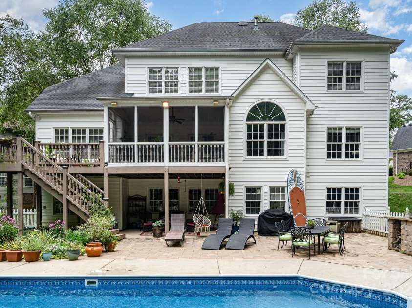 7602 Windsor Forest Place, Harrisburg, NC 28075.  MLS# CAR4279853, YatesRealty ID 33738. 
