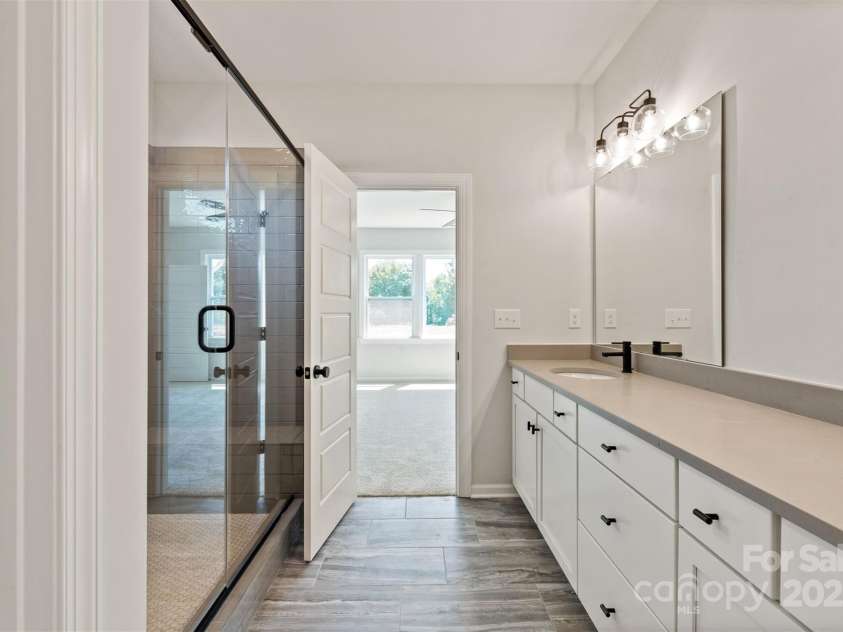 4808 Glen Stripe Drive, Indian Trail, NC 28079.  MLS# CAR4167575, YatesRealty ID 3374. Premier Bath