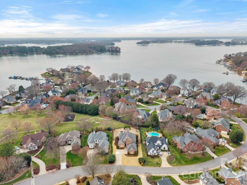 7604 Windaliere Drive, Cornelius, NC 28031.  MLS# CAR4350932, YatesRealty ID 3374. 