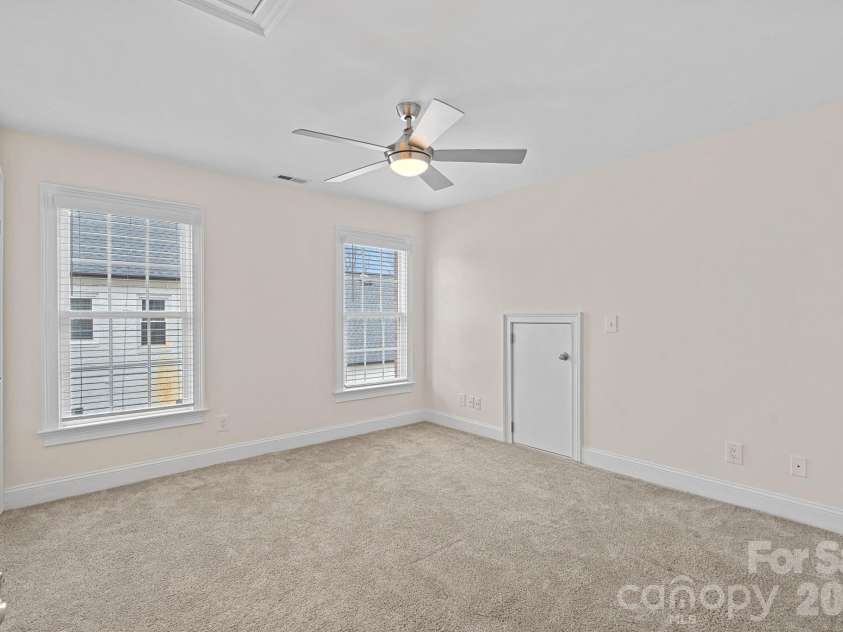 7604 Windaliere Drive, Cornelius, NC 28031.  MLS# CAR4350932, YatesRealty ID 3374. 