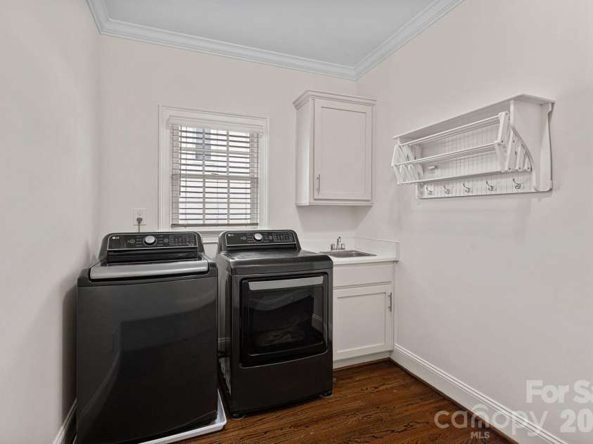 7604 Windaliere Drive, Cornelius, NC 28031.  MLS# CAR4350932, YatesRealty ID 3374. 