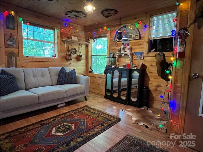 111 Shepherds Run, Purlear, NC 28665.  MLS# CAR4294834, YatesRealty ID 33740. 