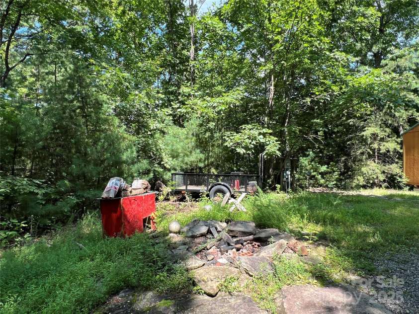 111 Shepherds Run, Purlear, NC 28665.  MLS# CAR4294834, YatesRealty ID 33740. Fire Pit Area