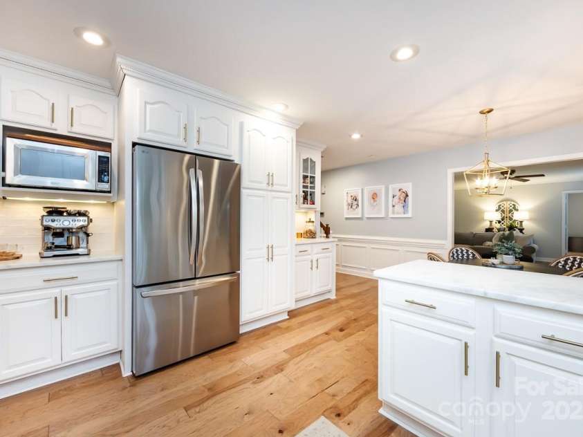 7924 Wellston Drive, Charlotte, NC 28210.  MLS# CAR4293826, YatesRealty ID 33741. 