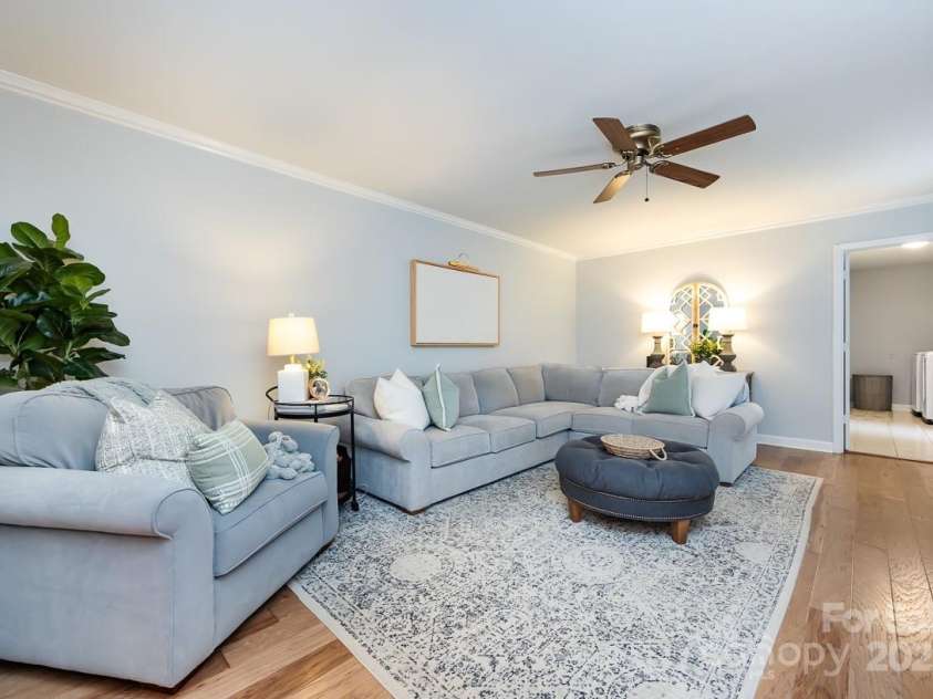 7924 Wellston Drive, Charlotte, NC 28210.  MLS# CAR4293826, YatesRealty ID 33741. 