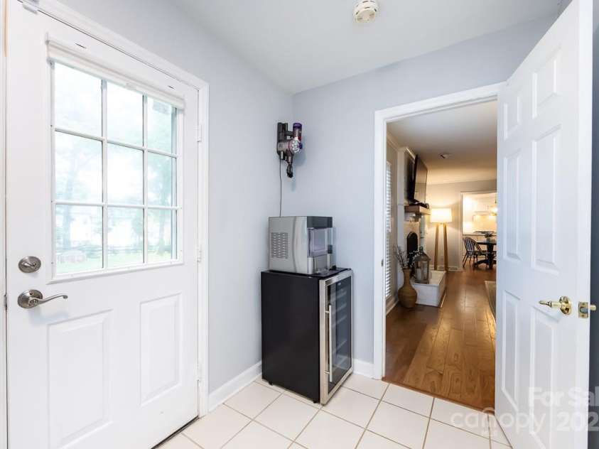 7924 Wellston Drive, Charlotte, NC 28210.  MLS# CAR4293826, YatesRealty ID 33741. 