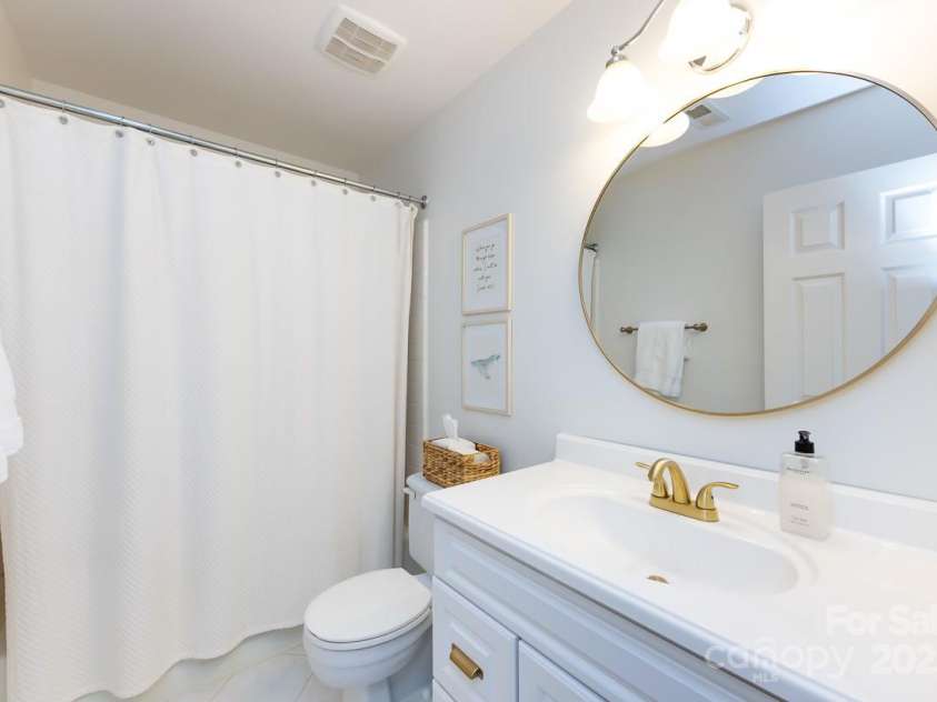 7924 Wellston Drive, Charlotte, NC 28210.  MLS# CAR4293826, YatesRealty ID 33741. 