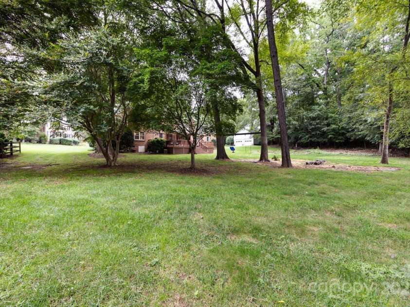 7924 Wellston Drive, Charlotte, NC 28210.  MLS# CAR4293826, YatesRealty ID 33741. 