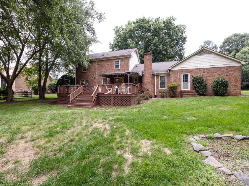7924 Wellston Drive, Charlotte, NC 28210.  MLS# CAR4293826, YatesRealty ID 33741. 