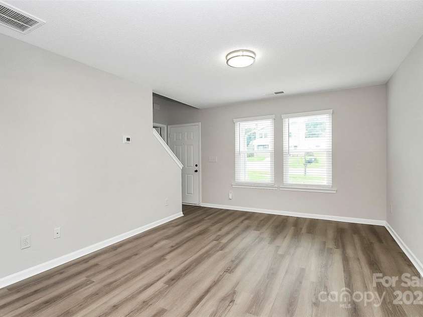 4234 Red Shed Lane, Charlotte, NC 28269.  MLS# CAR4291534, YatesRealty ID 33742. 