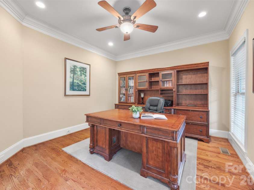 817 Savile Lane, Fort Mill, SC 29715.  MLS# CAR4387881, YatesRealty ID 33742. 