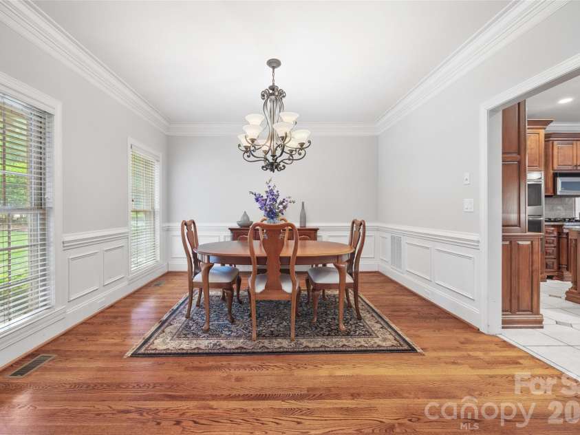 817 Savile Lane, Fort Mill, SC 29715.  MLS# CAR4387881, YatesRealty ID 33742. 