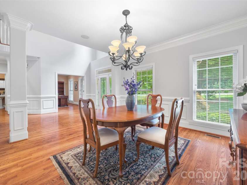 817 Savile Lane, Fort Mill, SC 29715.  MLS# CAR4387881, YatesRealty ID 33742. 