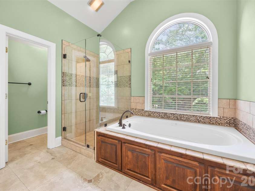 817 Savile Lane, Fort Mill, SC 29715.  MLS# CAR4387881, YatesRealty ID 33742. 