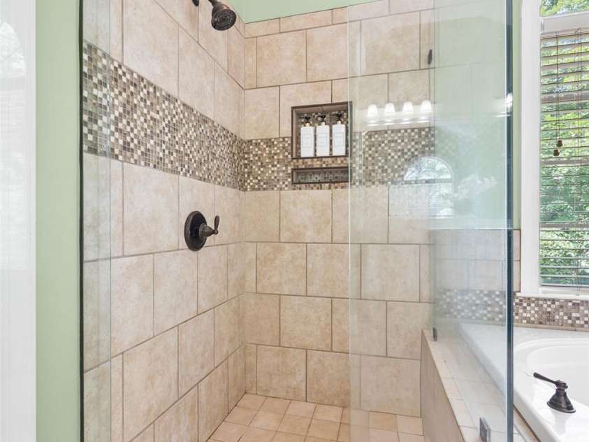 817 Savile Lane, Fort Mill, SC 29715.  MLS# CAR4387881, YatesRealty ID 33742. 