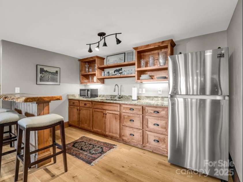 221 Ohwanteska Lane, Brevard, NC 28712.  MLS# CAR4286435, YatesRealty ID 33743. 