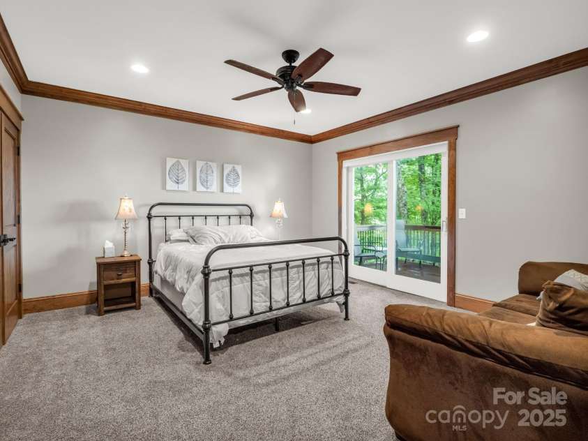 221 Ohwanteska Lane, Brevard, NC 28712.  MLS# CAR4286435, YatesRealty ID 33743. 