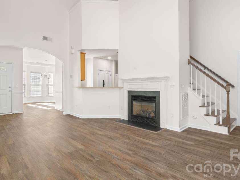4569 Scarlet Oak Drive, Rock Hill, SC 29732.  MLS# CAR4397692, YatesRealty ID 33744. 