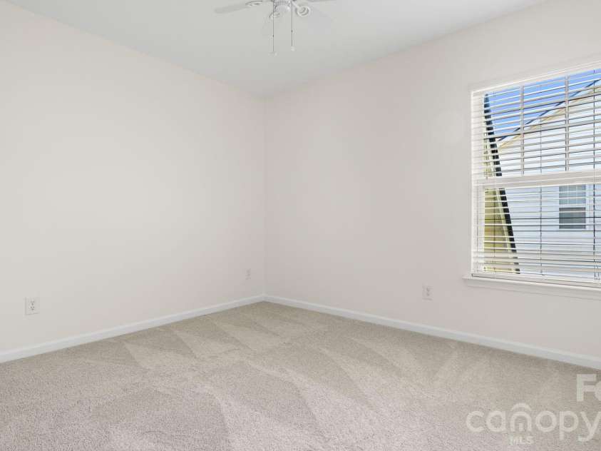 4569 Scarlet Oak Drive, Rock Hill, SC 29732.  MLS# CAR4397692, YatesRealty ID 33744. 