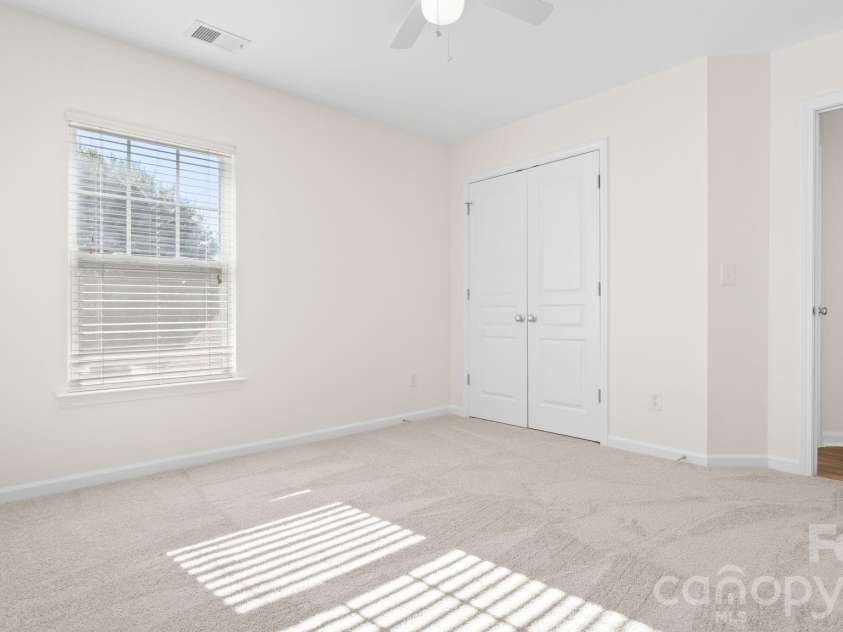 4569 Scarlet Oak Drive, Rock Hill, SC 29732.  MLS# CAR4397692, YatesRealty ID 33744. 