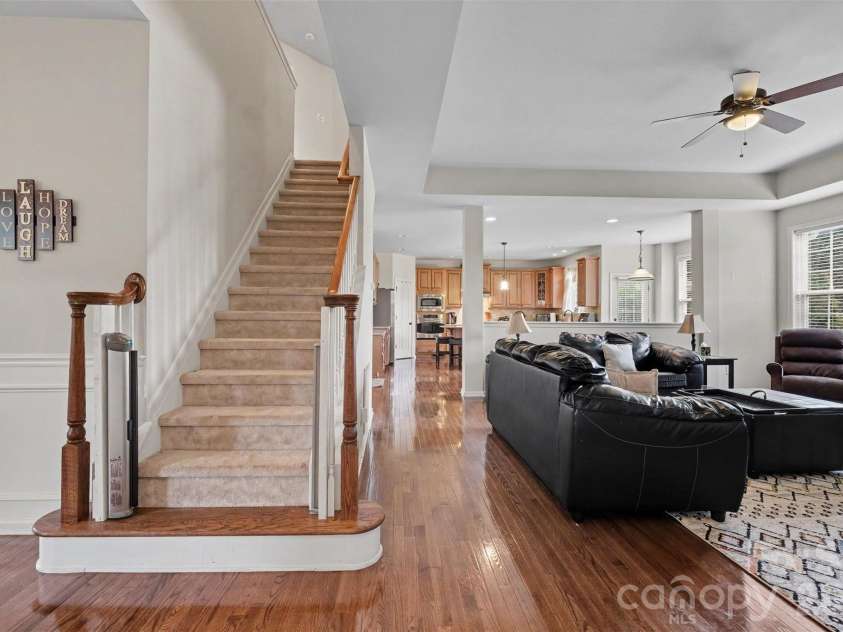 1008 Hawker Road, Matthews, NC 28104.  MLS# CAR4396148, YatesRealty ID 33745. 