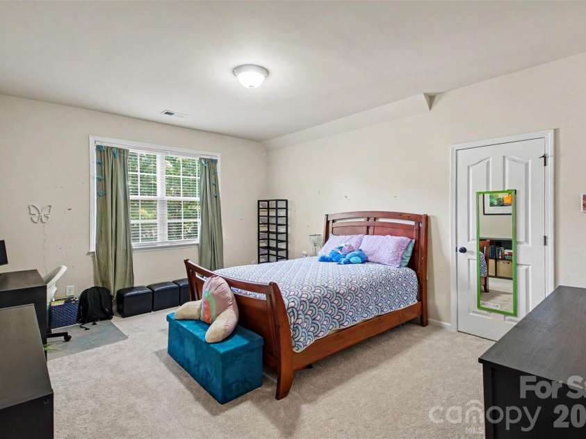 1008 Hawker Road, Matthews, NC 28104.  MLS# CAR4396148, YatesRealty ID 33745. 