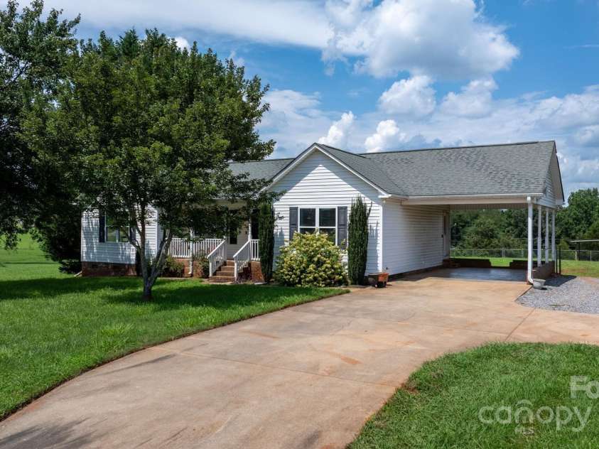 5078 Tonys Way, Vale, NC 28168.  MLS# CAR4292943, YatesRealty ID 33746. 