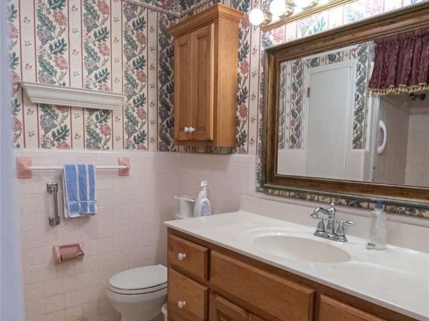 6000 George Hildebran School Road, Hickory, NC 28602.  MLS# CAR4397941, YatesRealty ID 33746. 