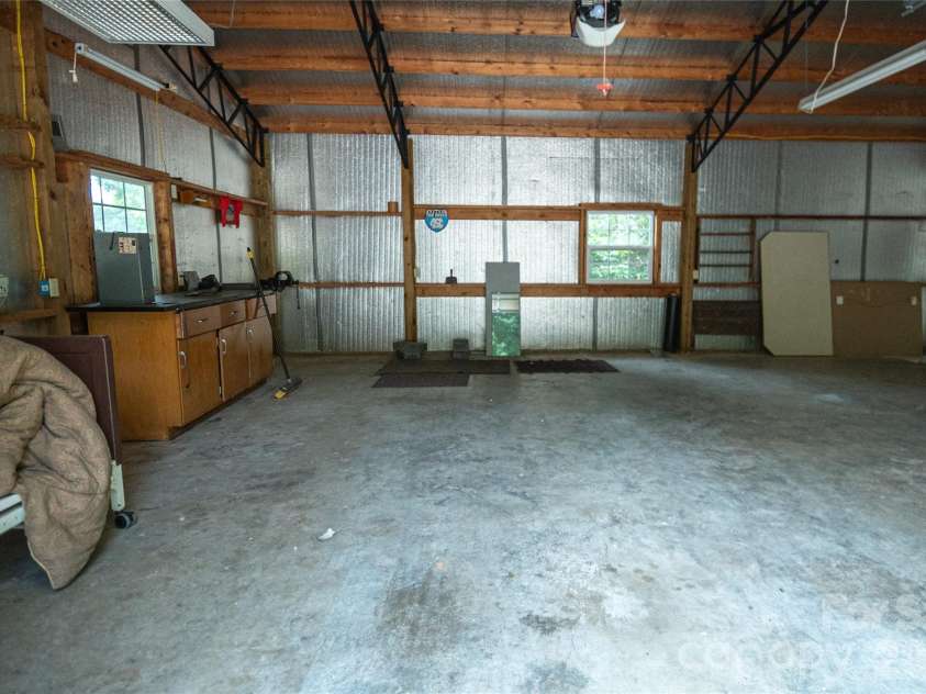 6000 George Hildebran School Road, Hickory, NC 28602.  MLS# CAR4397941, YatesRealty ID 33746. 
