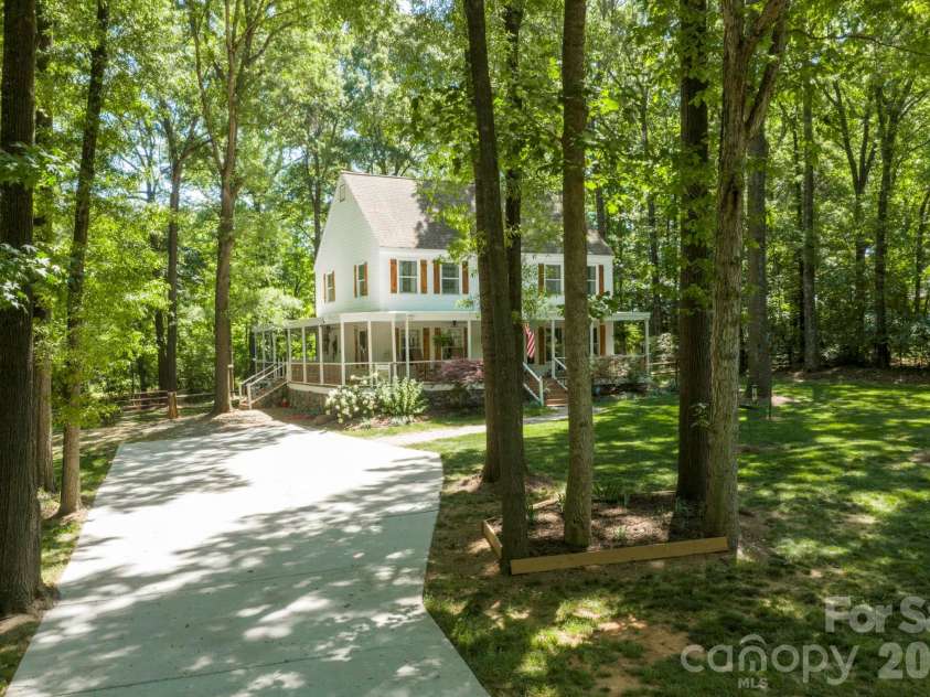 7802 Surry Lane, Indian Trail, NC 28079.  MLS# CAR4373175, YatesRealty ID 33747. 