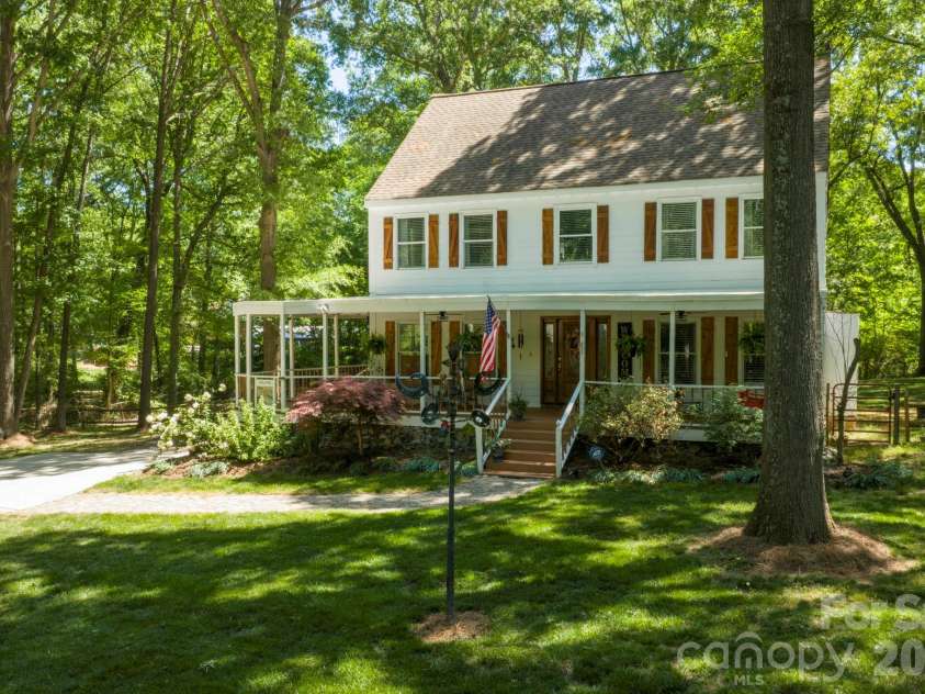 7802 Surry Lane, Indian Trail, NC 28079.  MLS# CAR4373175, YatesRealty ID 33747. 
