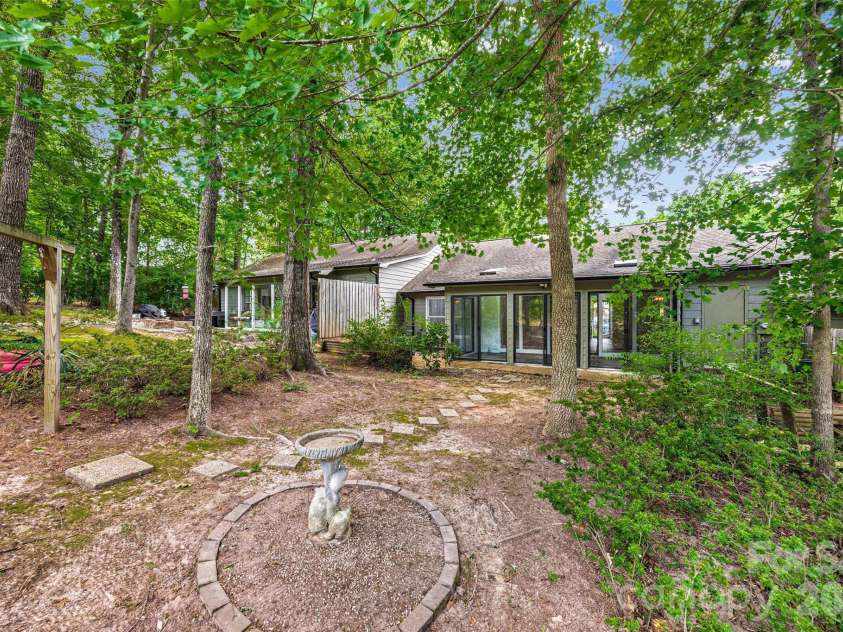 120 Ashebrook Drive, Fort Mill, SC 29715.  MLS# CAR4395612, YatesRealty ID 33749. 