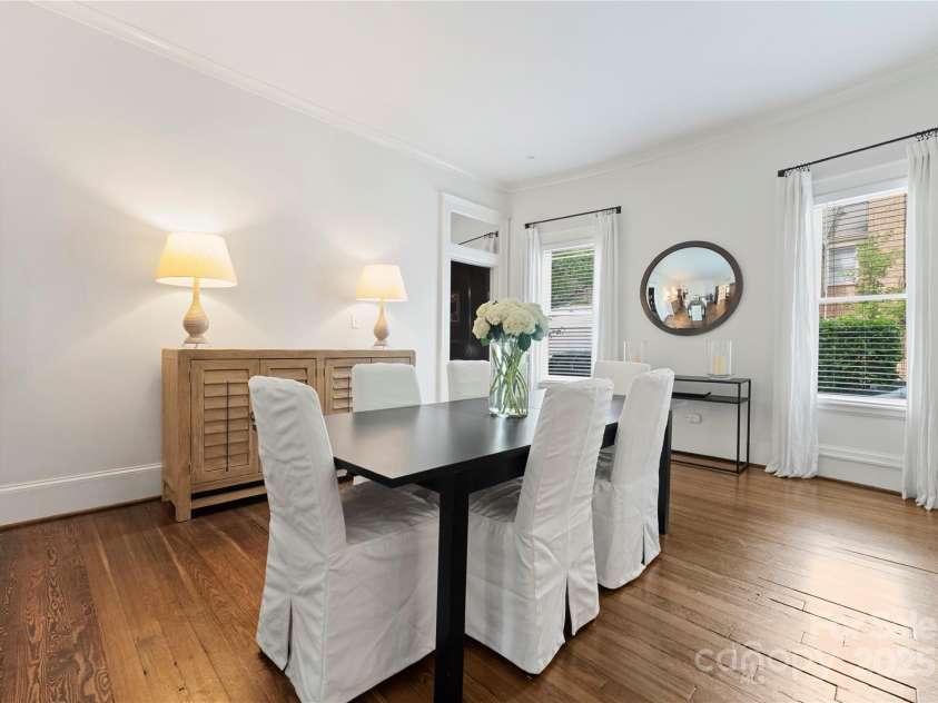 428 Poplar Street, Charlotte, NC 28202.  MLS# CAR4291327, YatesRealty ID 33749. 