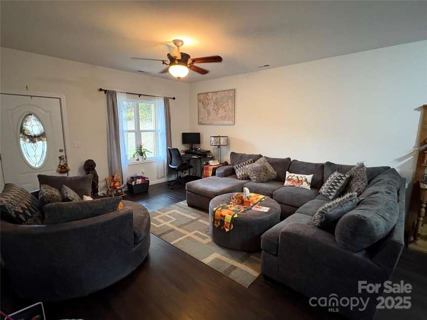 10 Scarlett Ridge Drive, Marshall, NC 28753.  MLS# CAR4317655, YatesRealty ID 3375. 