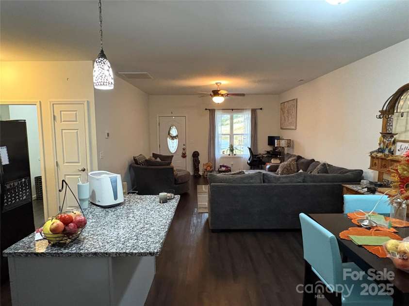 10 Scarlett Ridge Drive, Marshall, NC 28753.  MLS# CAR4317655, YatesRealty ID 3375. 