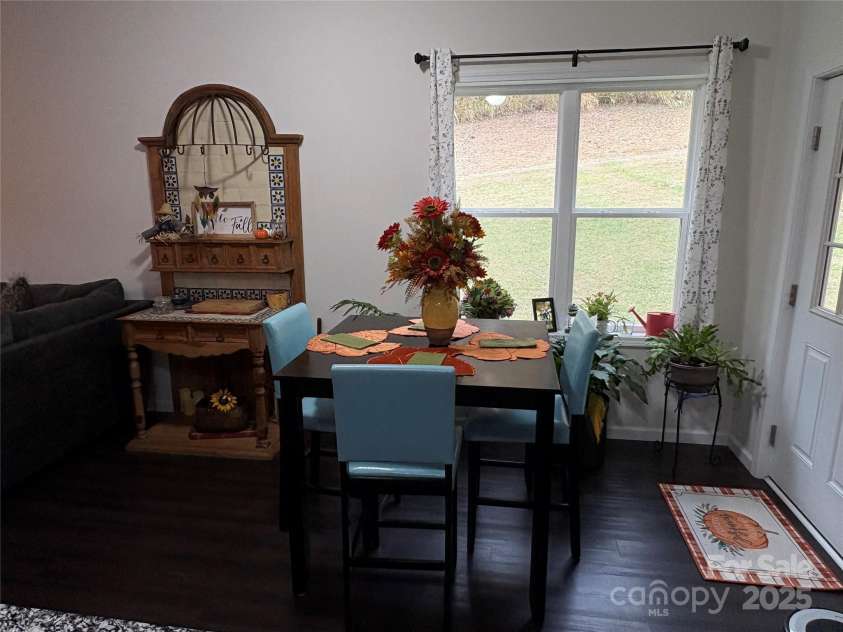 10 Scarlett Ridge Drive, Marshall, NC 28753.  MLS# CAR4317655, YatesRealty ID 3375. 