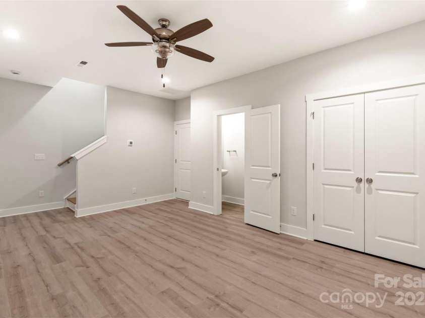 429 Nathaniel Way, Charlotte, NC 28213.  MLS# CAR4183043, YatesRealty ID 3375. 1st Floor Flex Room