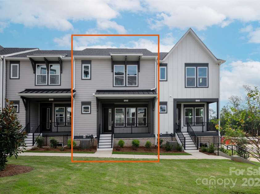 429 Nathaniel Way, Charlotte, NC 28213.  MLS# CAR4183043, YatesRealty ID 3375. 