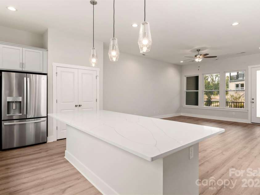 429 Nathaniel Way, Charlotte, NC 28213.  MLS# CAR4183043, YatesRealty ID 3375. Kitchen/Dining/Living
