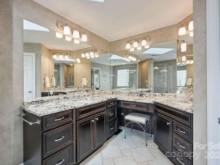 3131 Channel View Landing, Belmont, NC 28012.  MLS# CAR4293406, YatesRealty ID 33750. 